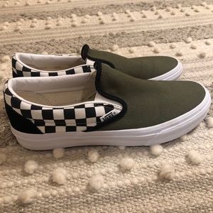 Women’s Customized Vans